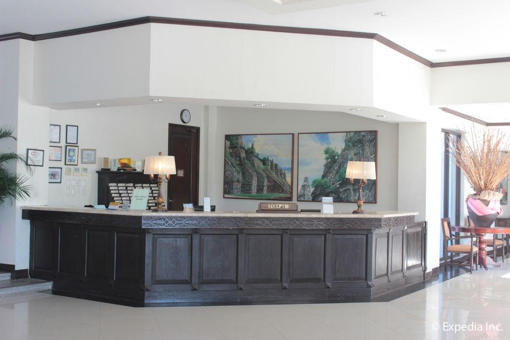 Ilocos Norte Hotel & Convention Center 拉瓦格 外观 照片