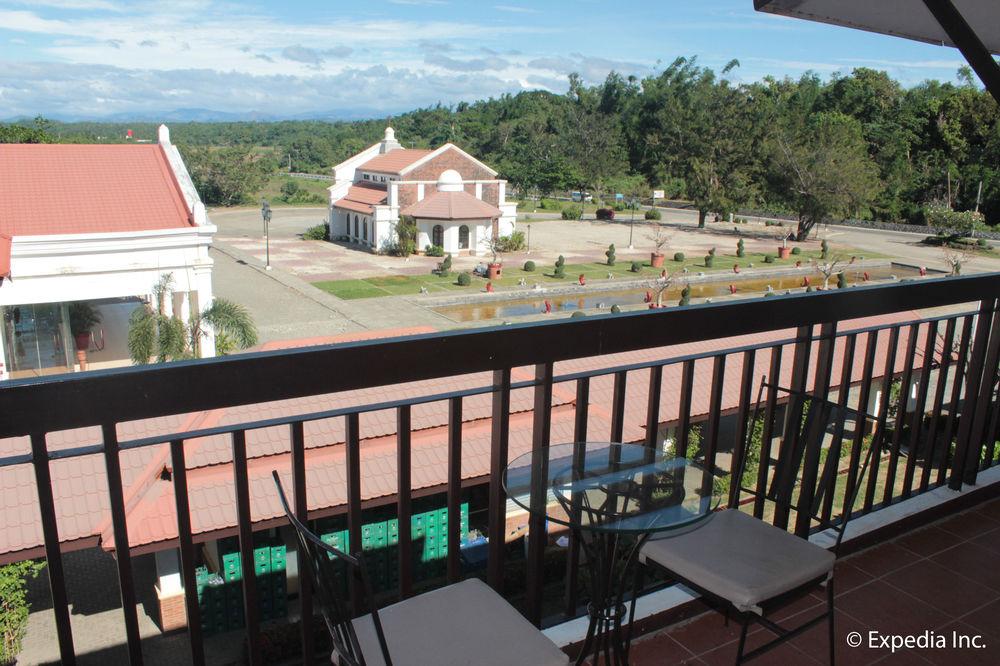 Ilocos Norte Hotel & Convention Center 拉瓦格 外观 照片