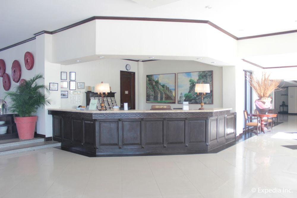 Ilocos Norte Hotel & Convention Center 拉瓦格 外观 照片