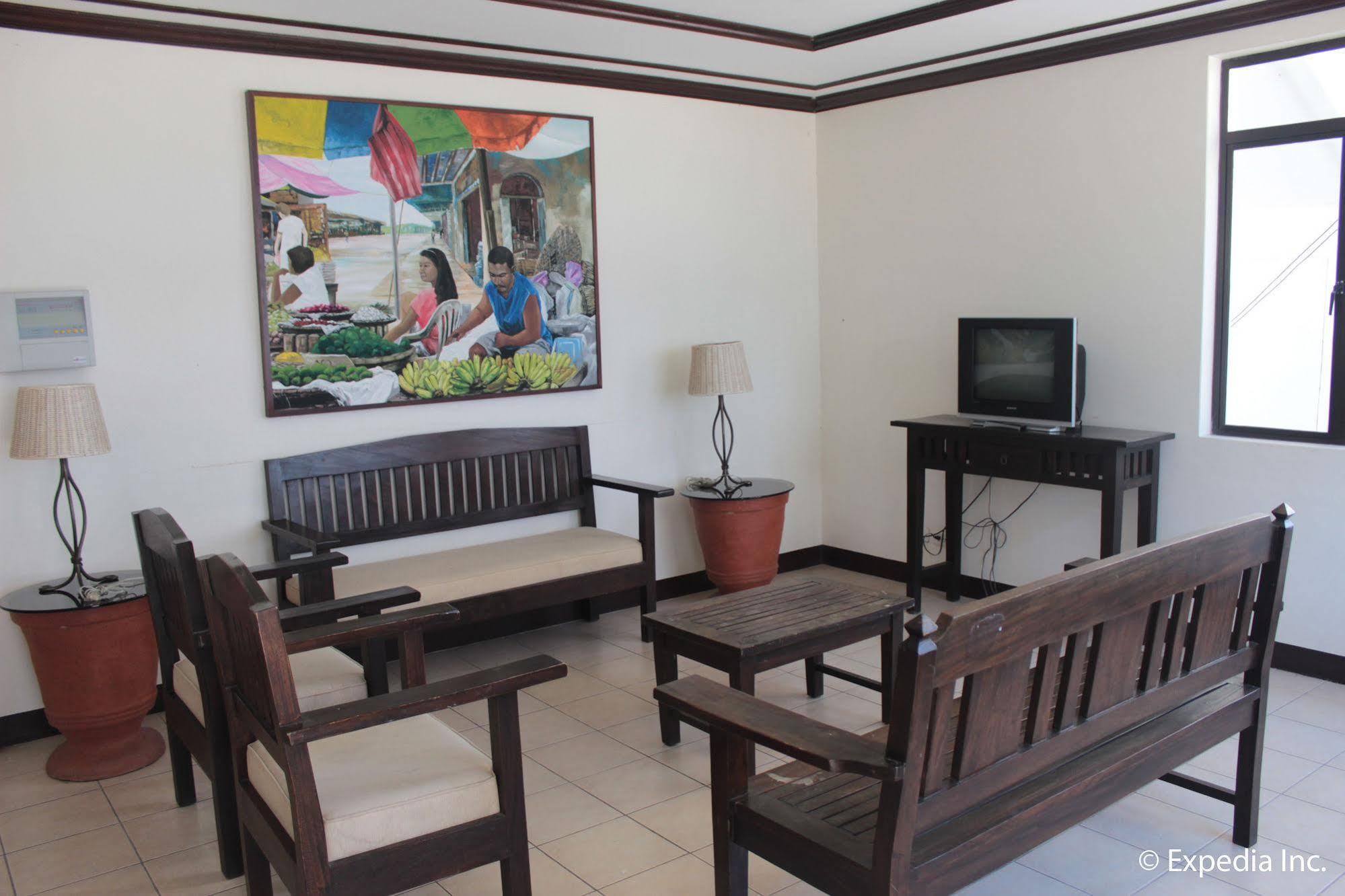 Ilocos Norte Hotel & Convention Center 拉瓦格 外观 照片