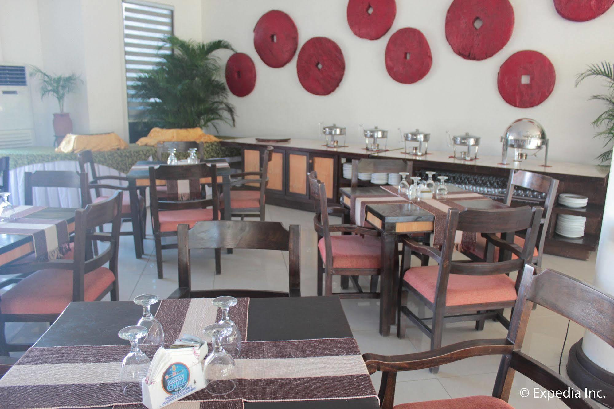 Ilocos Norte Hotel & Convention Center 拉瓦格 外观 照片