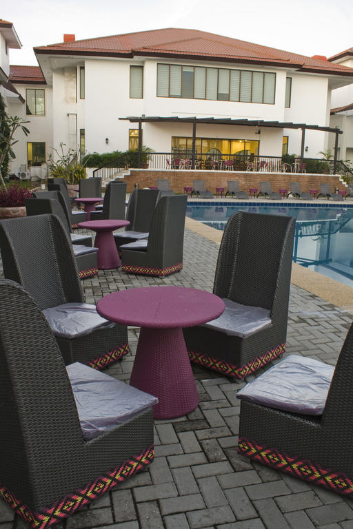 Ilocos Norte Hotel & Convention Center 拉瓦格 外观 照片