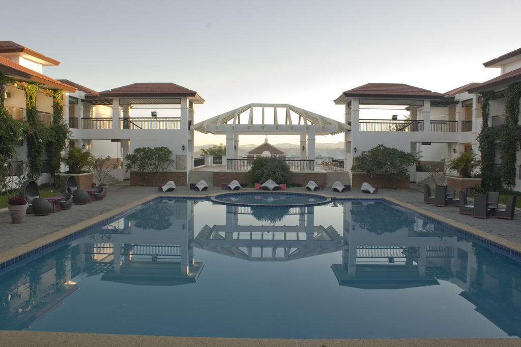 Ilocos Norte Hotel & Convention Center 拉瓦格 外观 照片